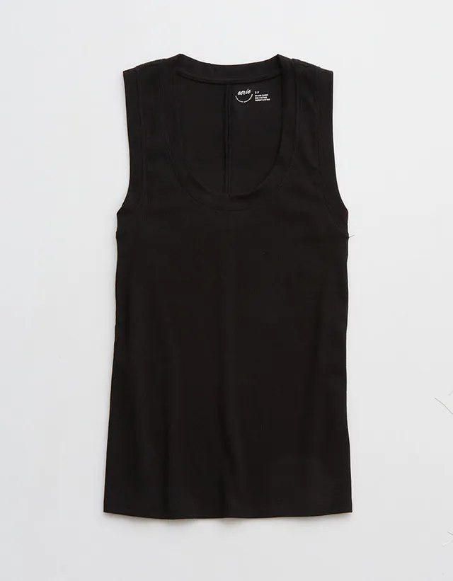 Smooth Silhouette Scoop Neck Tank Top