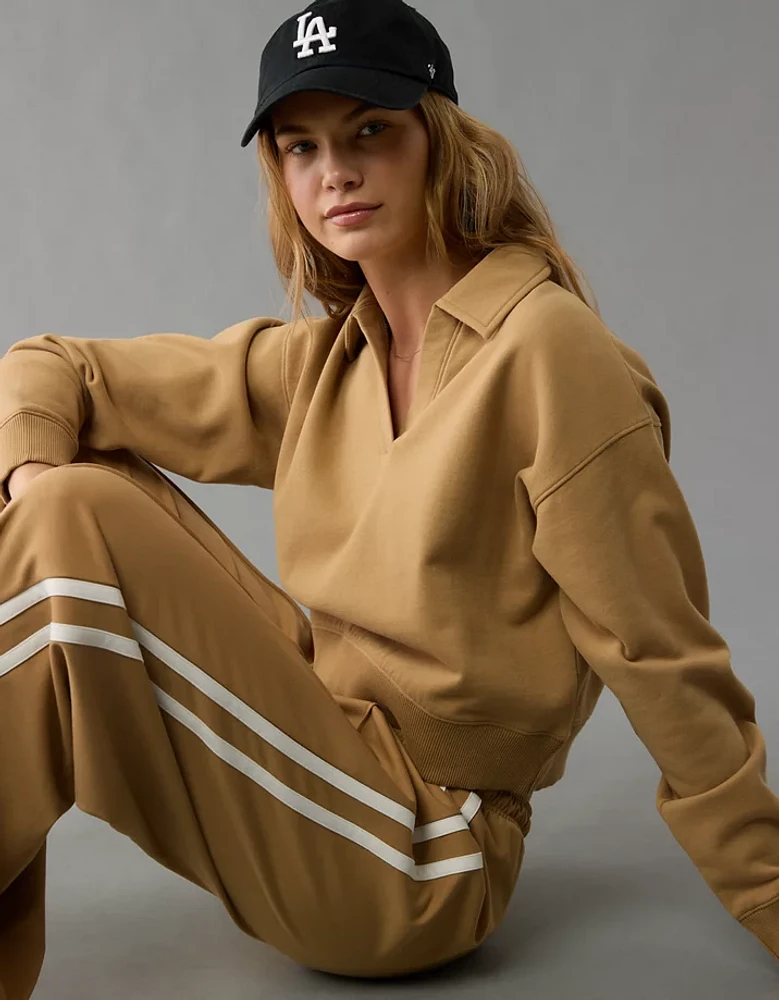 AE Cropped Polo Sweatshirt