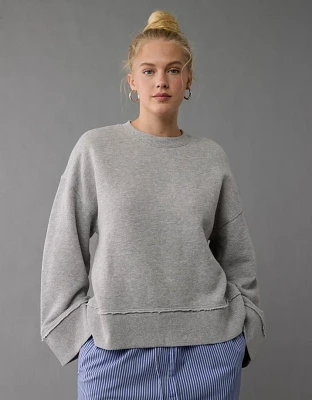 AE Relaxed Wide Sleeve Sweatshirt