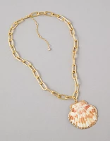 Collier à pendentif coquille AEO