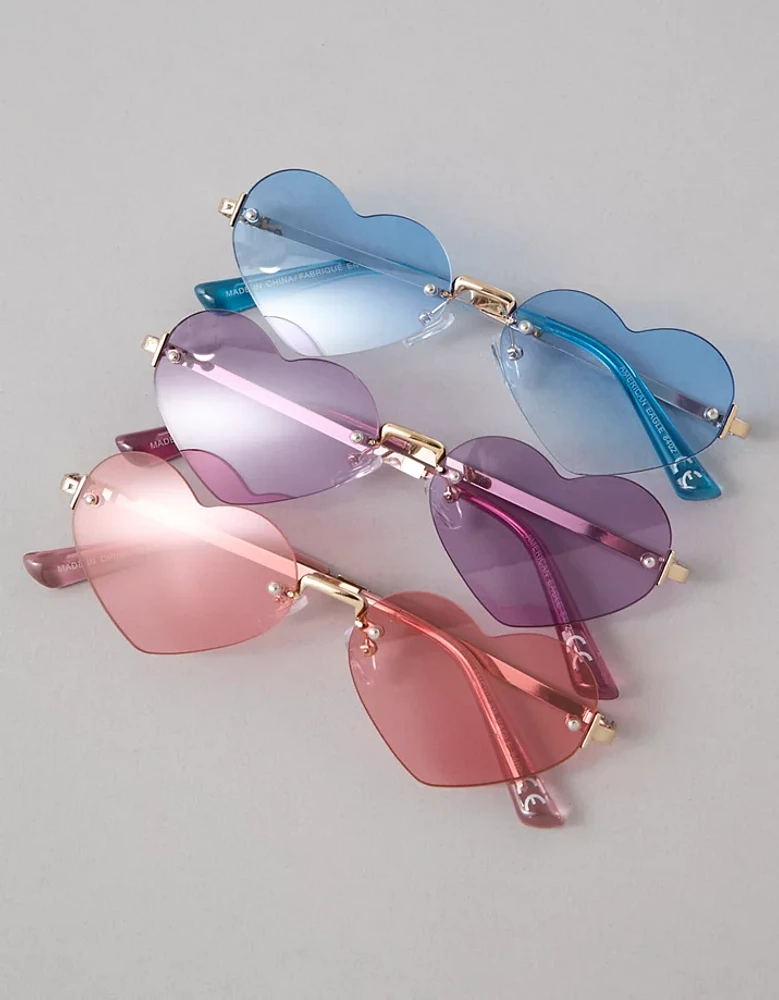 Emballage de trois paires de lunettes de soleil cœur AE