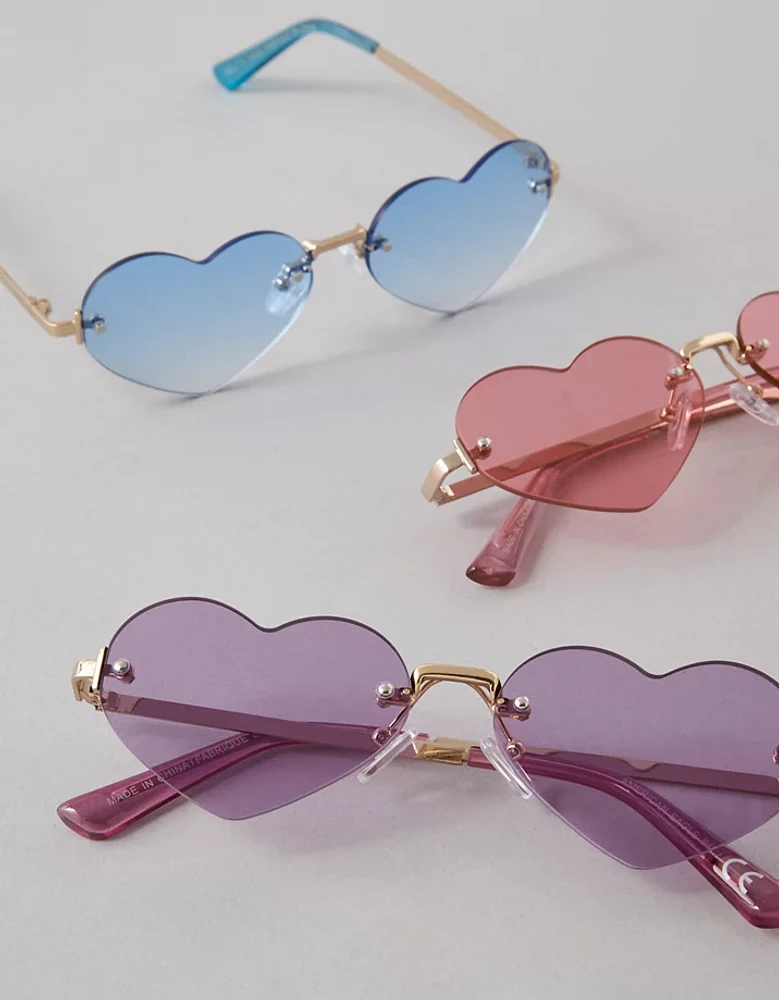 Emballage de trois paires de lunettes de soleil cœur AE