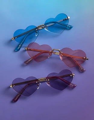 Emballage de trois paires de lunettes de soleil cœur AE