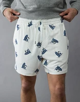 Short de détente en maille 6 po à image Snoopy surf sur le canapé AE