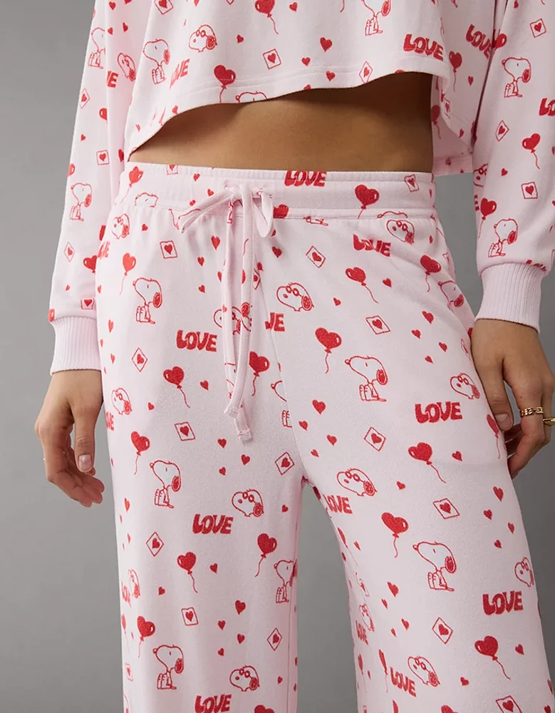 AE Snoopy Valentine's Day Plush Pants PJ Set