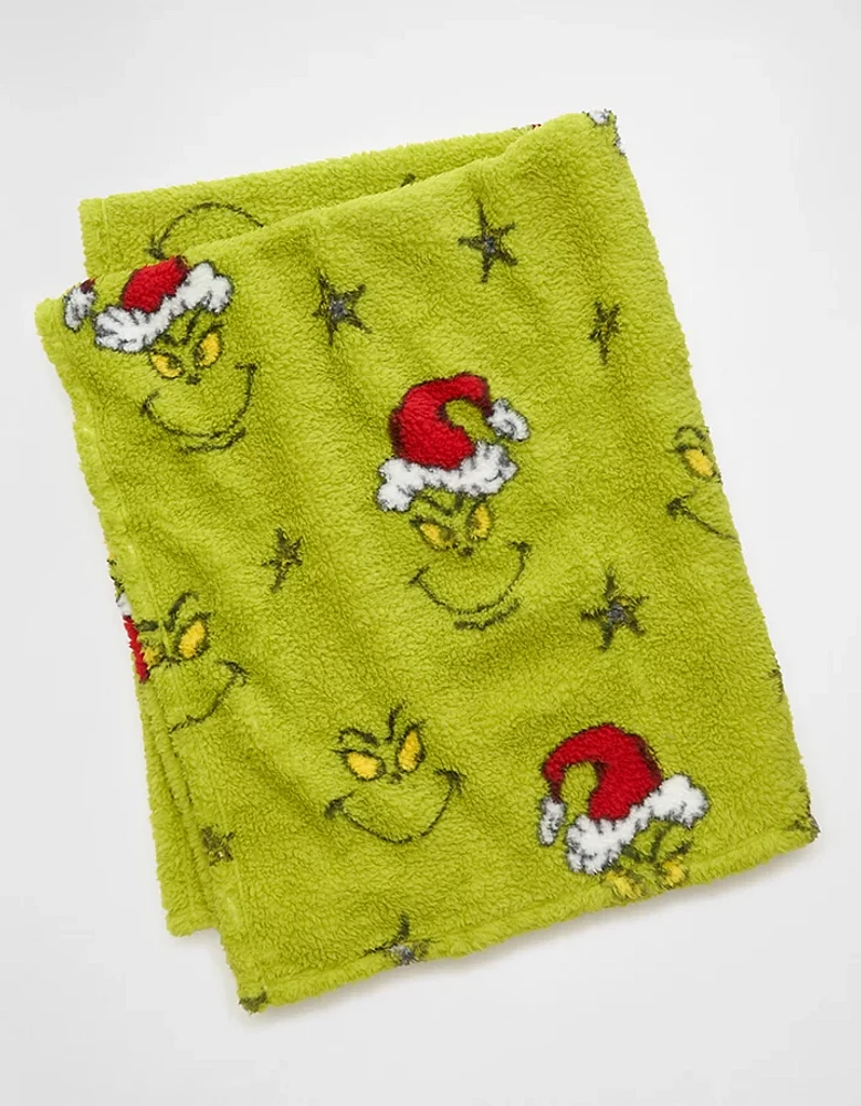 AEO Grinch Blanket