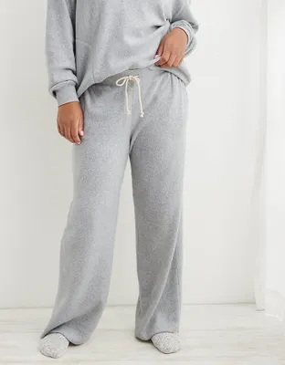 Aerie Hometown Holiday Skater Pant