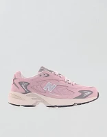 New Balance 725 Sneakers