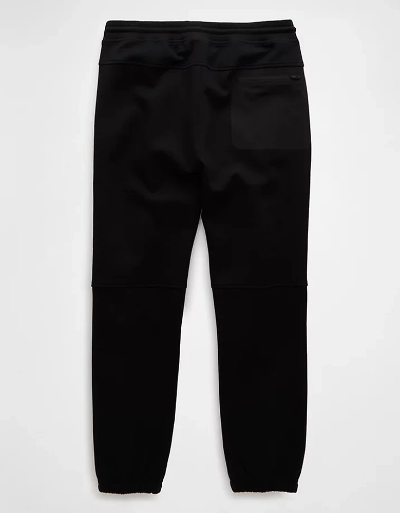 AE 24/7 Tech Fleece Jogger