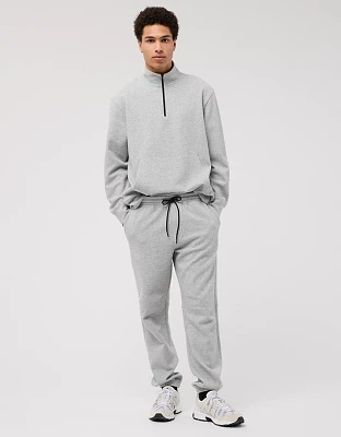 AE 24/7 Textured Fleece Jogger