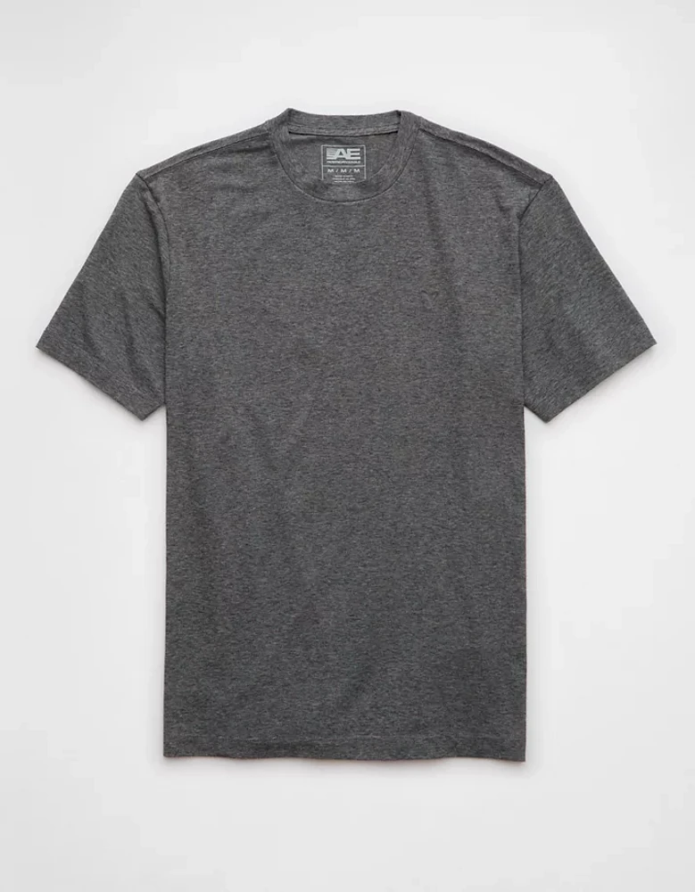 AE 24/7 Club T-Shirt