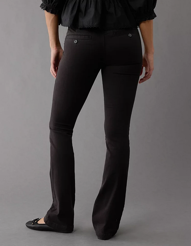 Pantalon à jambe semi-évasée et taille basse extensible AE