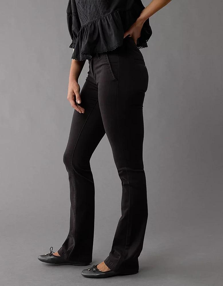 Pantalon à jambe semi-évasée et taille basse extensible AE