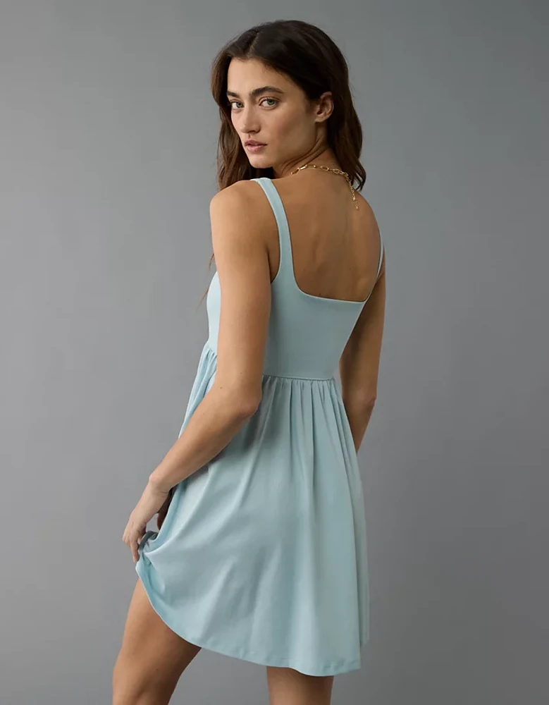 Minirobe en tricot à taille empire AE