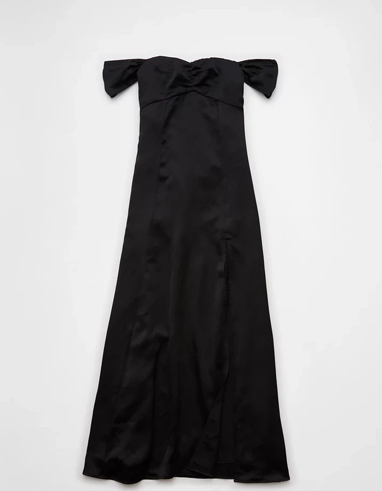 Robe longue à épaules dénudées et décolleté en cœur satin AE