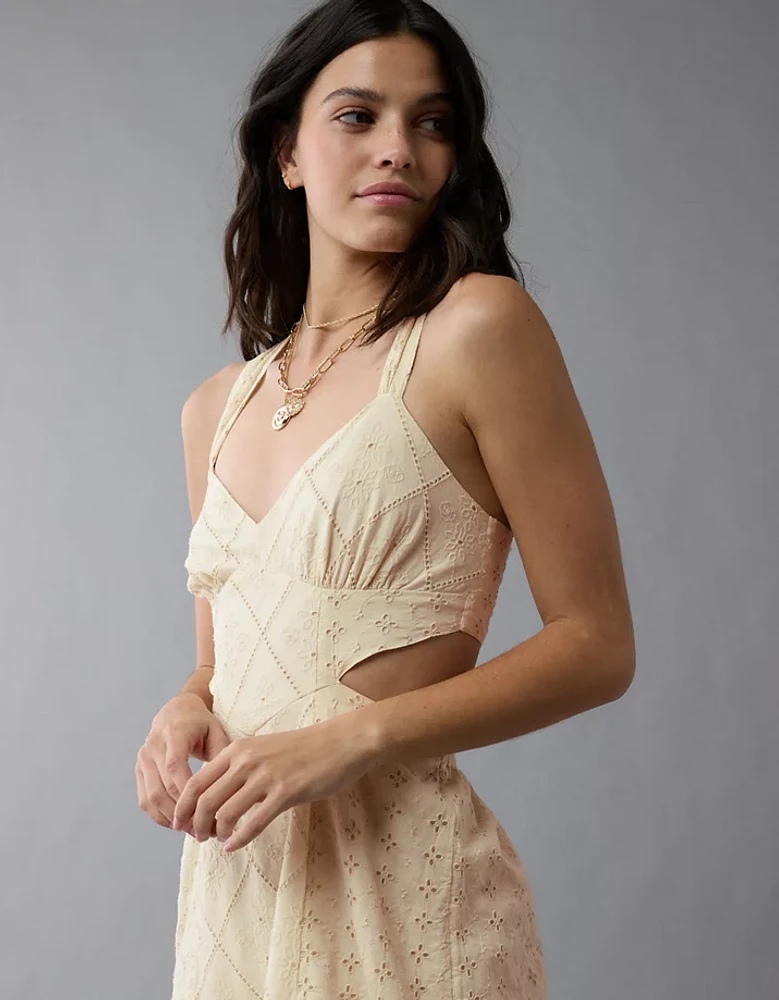 Robe mi-longue avec découpe AE