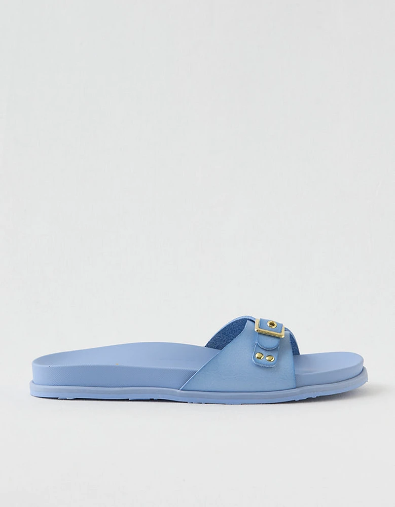 Aerie Buckle Pool Slides