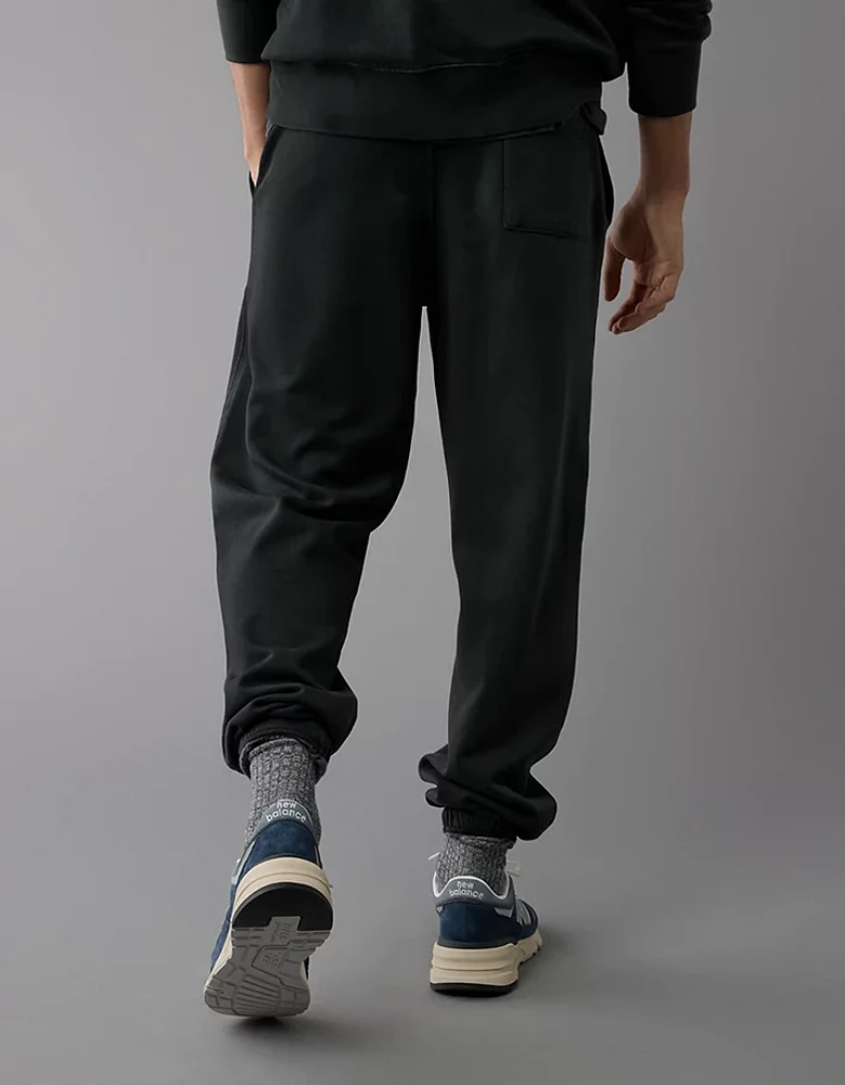 AE Heavyweight Fleece Jogger