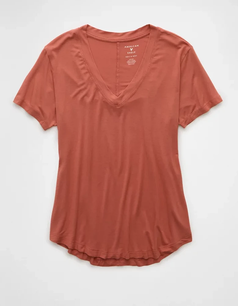 T-shirt à encolure en V Doux et sexy AE
