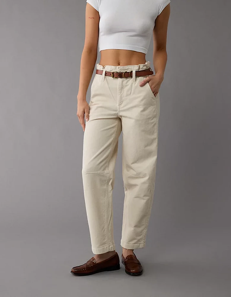 Pantalon coupe tonneau à taille froncée très haute en velours côtelé extensible AE