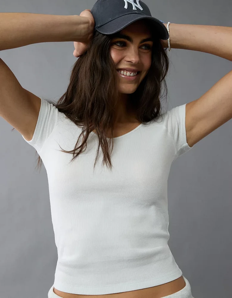 Petit t-shirt à encolure en V délavé au sel AE