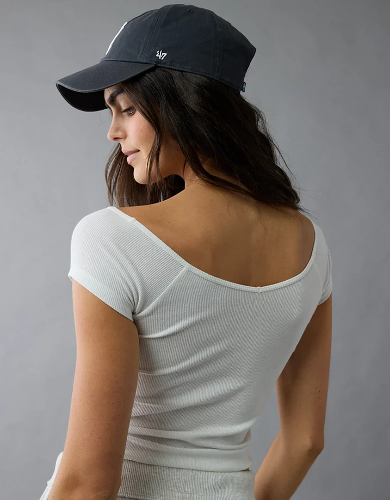 Petit t-shirt à encolure en V délavé au sel AE