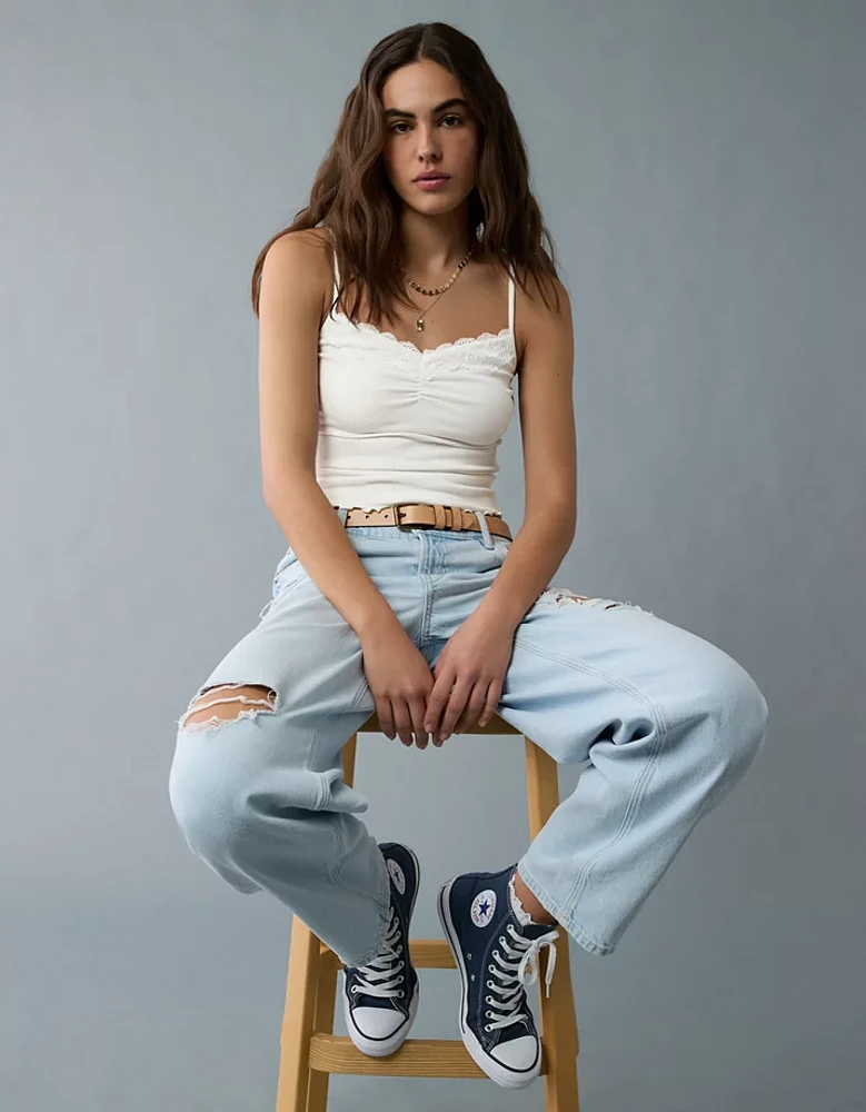 Camisole en dentelle froncée à l’avant AE