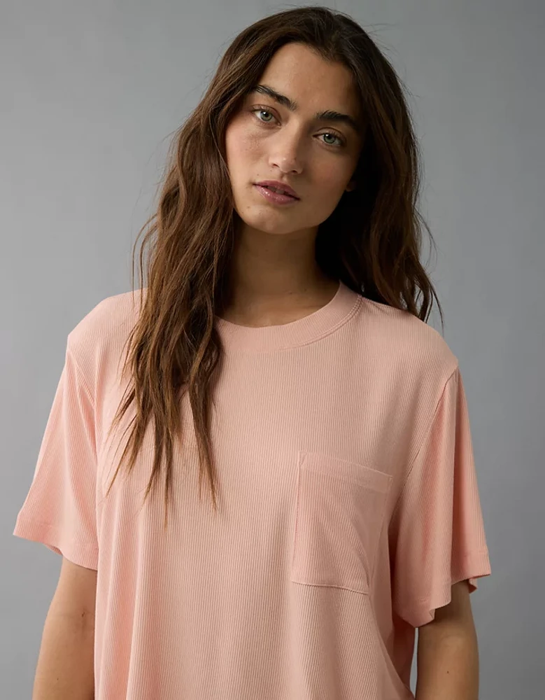 AE T-shirt avec pochette Doux et sexy