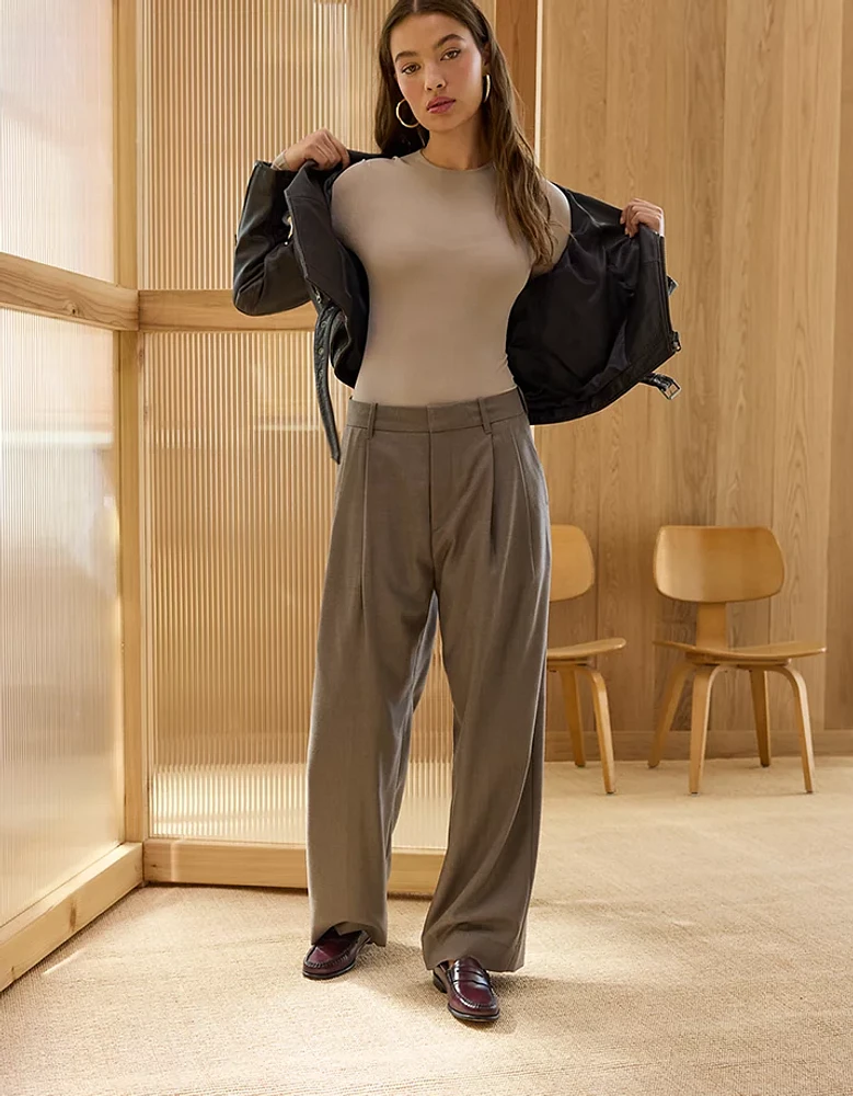 AE77 Premium Seamless Crew Neck Bodysuit