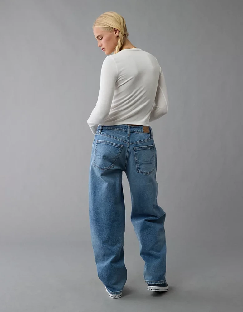 Jean coupe tonneau ample à taille basse extensible et rigide AE