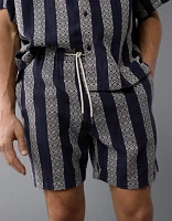 Short Trekker rayé texturé de 7 po AE