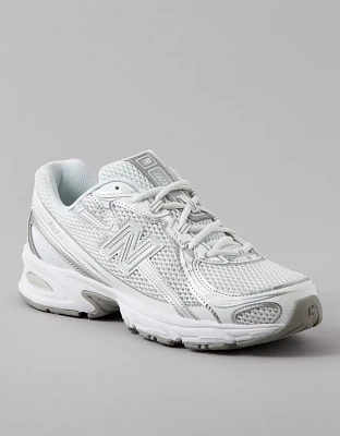 New Balance Women's 740 Sneaker