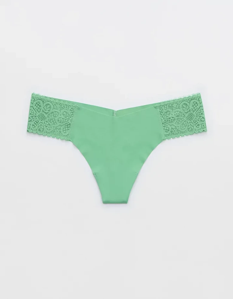 SMOOTHEZ No Show Coquette Lace Thong Underwear