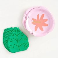 Flower and Leaf Plate and Napkin Set