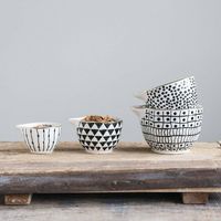 Black Print Measuring Cup Set