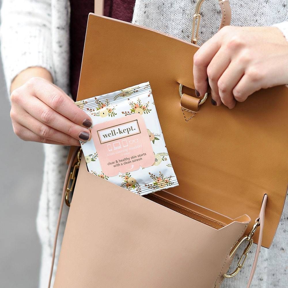 Blush Floral Tech Wipes