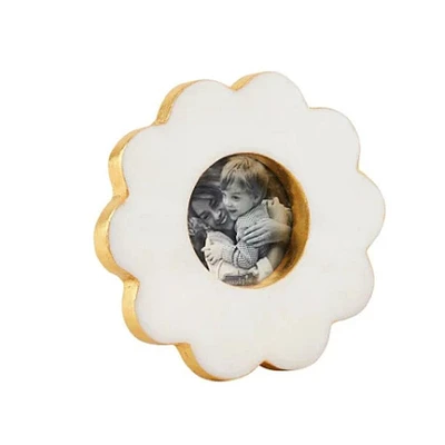 Mini Circle Scallop Marble Frame