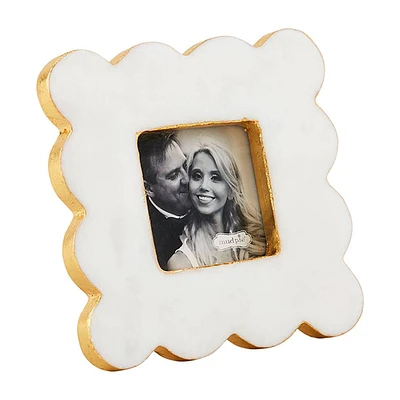 Mini Scallop Marble Frame