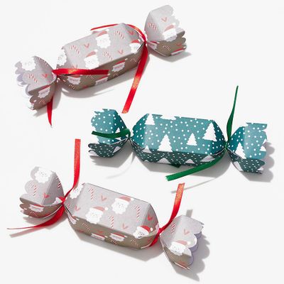 Santa & Tree Printed Christmas Crackers