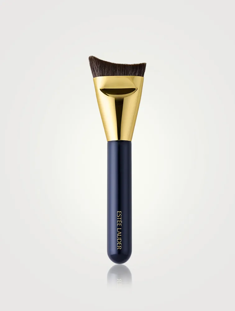 Sculpting Foundation Brush