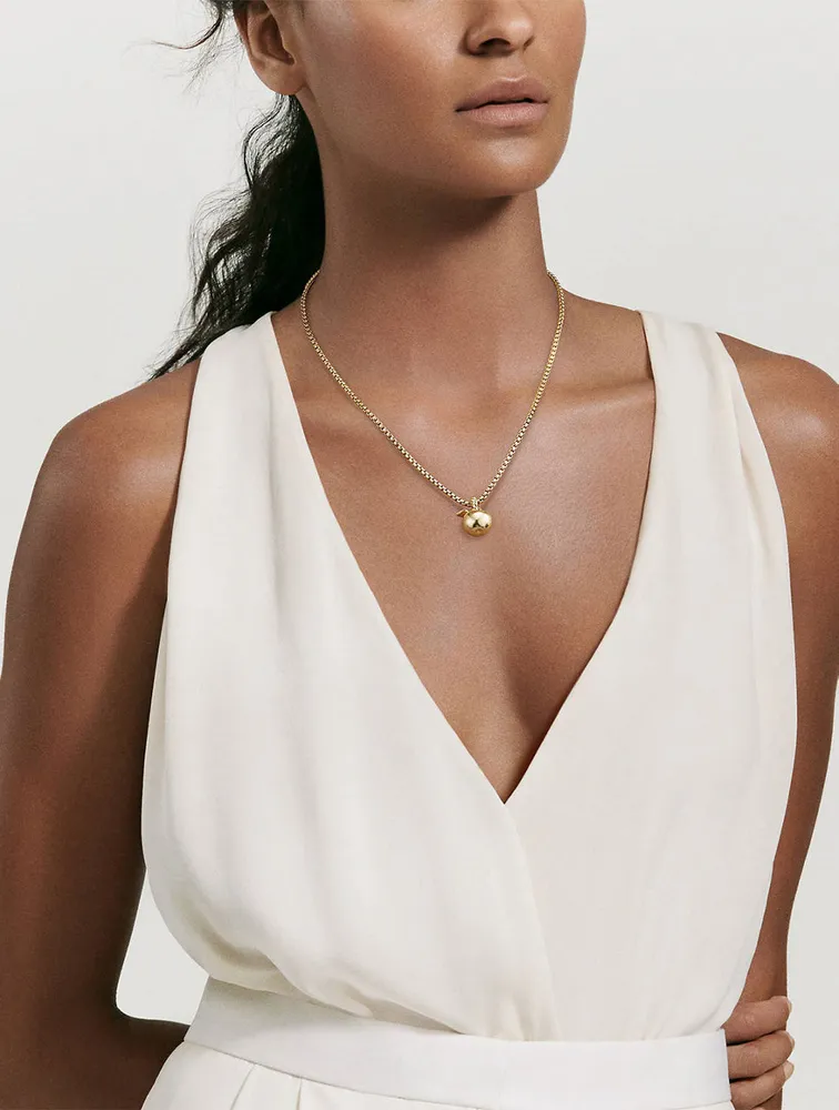 Nyc Big Apple Amulet  In 18k Yellow Gold With Pavé Tsavorites