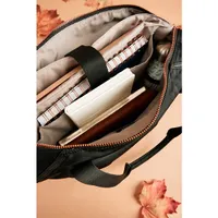 Art Organized 17" Laptop Tote Bag