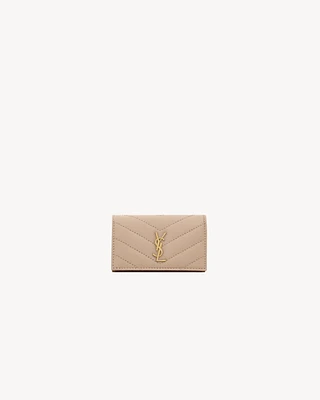 Cassandre matelassé slim key case in grain de poudre leather