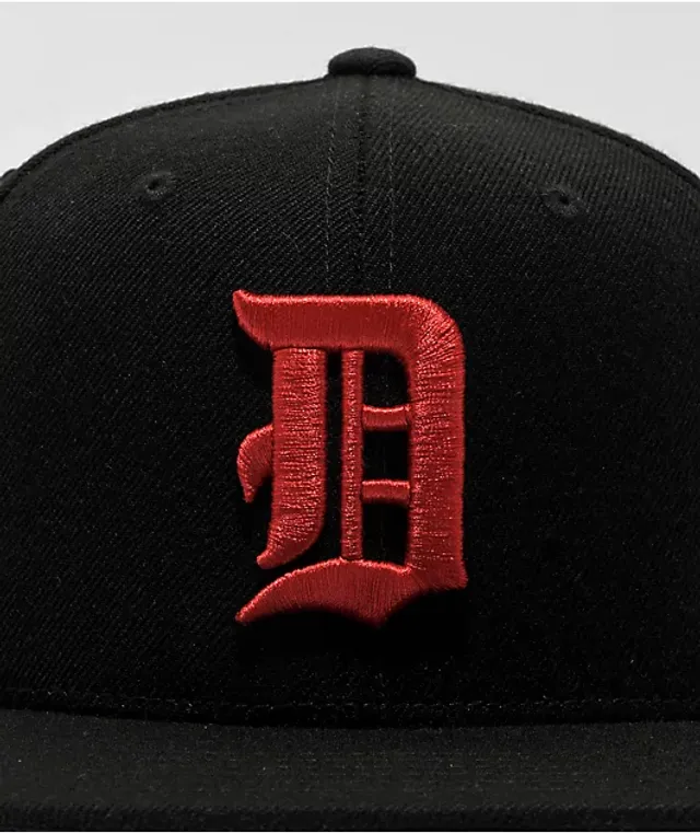 Women's New Era Red Detroit Tigers Lava Core Classic 9TWENTY