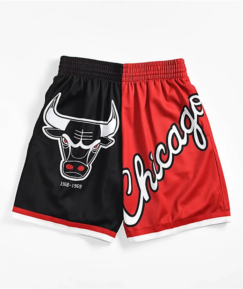 Mitchell & Ness Men's Chicago Bulls Big Face Shorts, Small, Red