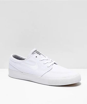 Mejorar Esperar Llave Nike SB Janoski RM Black & White Suede Skate Shoes | Metropolis at Metrotown