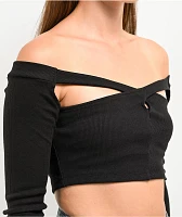 24COLOURS Cutout Black Long Sleeve Crop Top