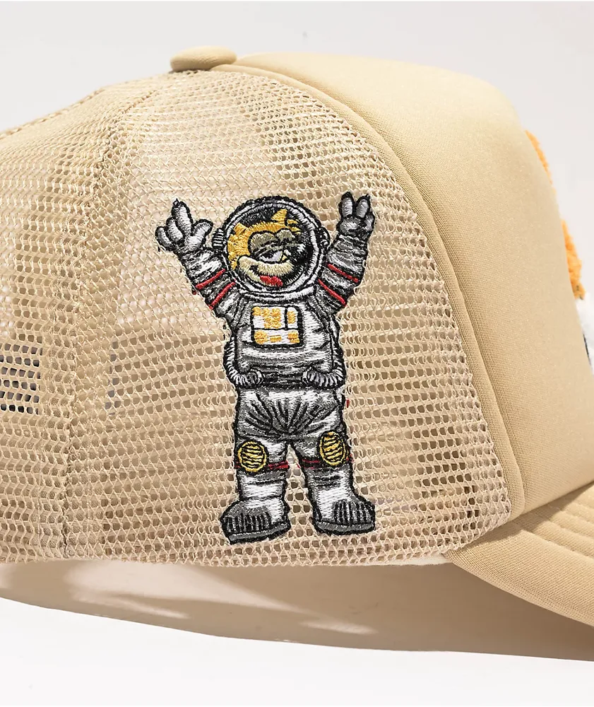 26 Red Astronaut Cat Cream Trucker Hat