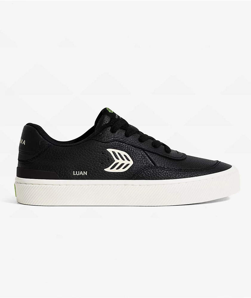 Cariuma Luan Pro Black & White Skate Shoes