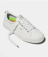 Cariuma OCA Low White Canvas Skate Shoes